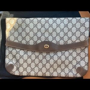 Authentic Gucci Vintage Clutch